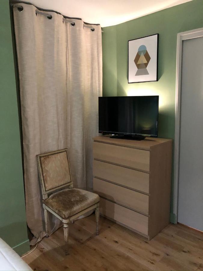 Les Petits Apparts Versailles Eksteriør billede