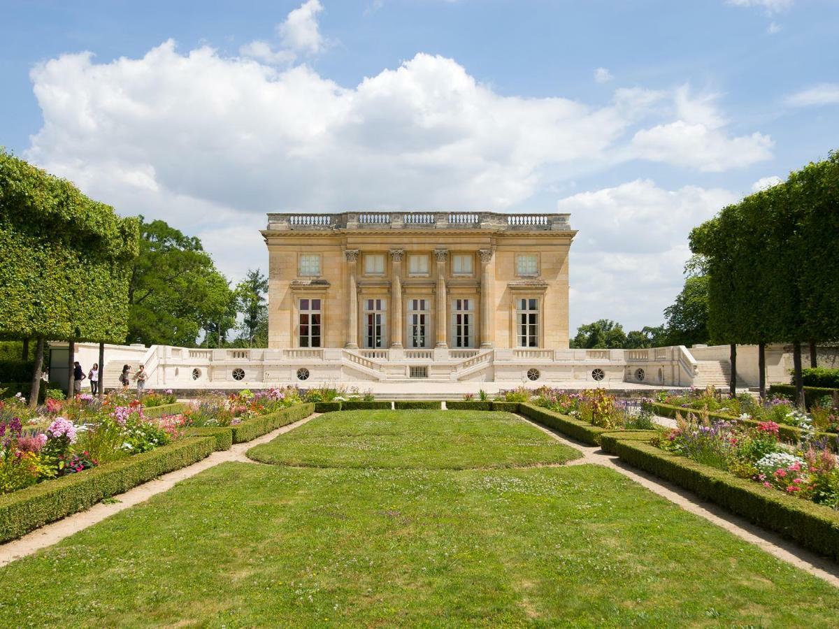 Les Petits Apparts Versailles Eksteriør billede